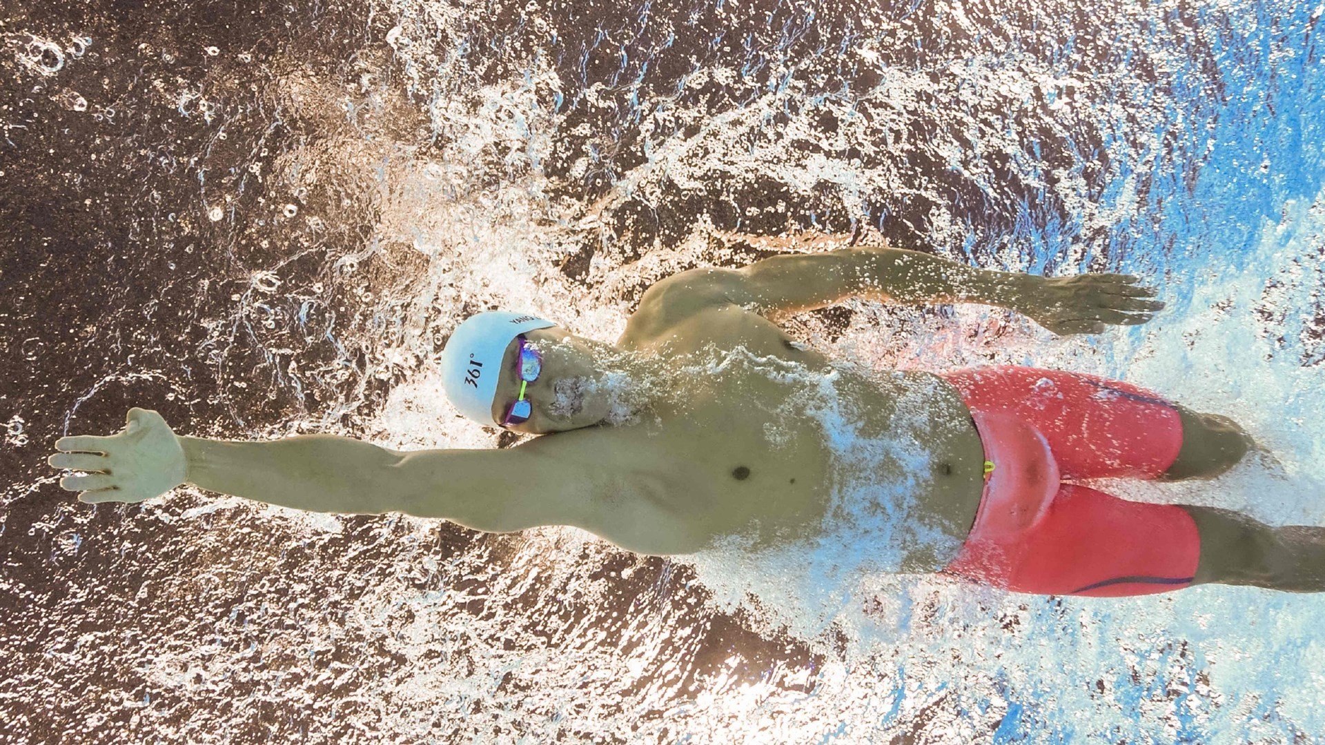 勇士强压老鹰，小贾伦关键节点连续得分改写比赛走向